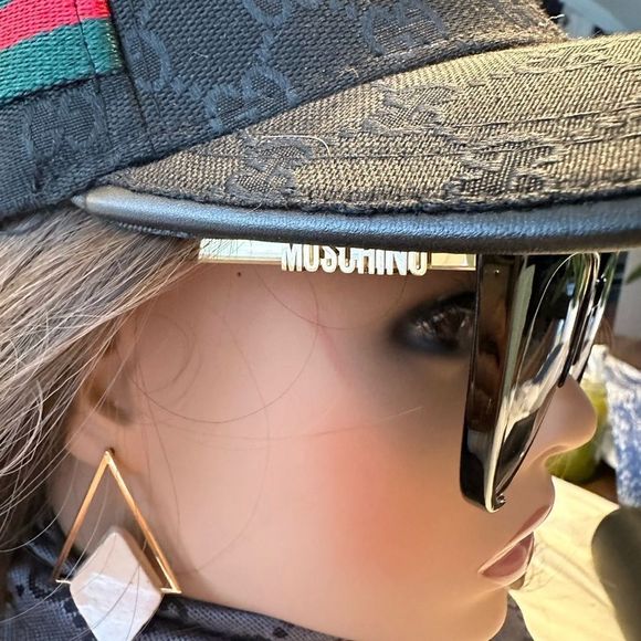 MOSCHINO Sunglasses  - Picture 6 of 9